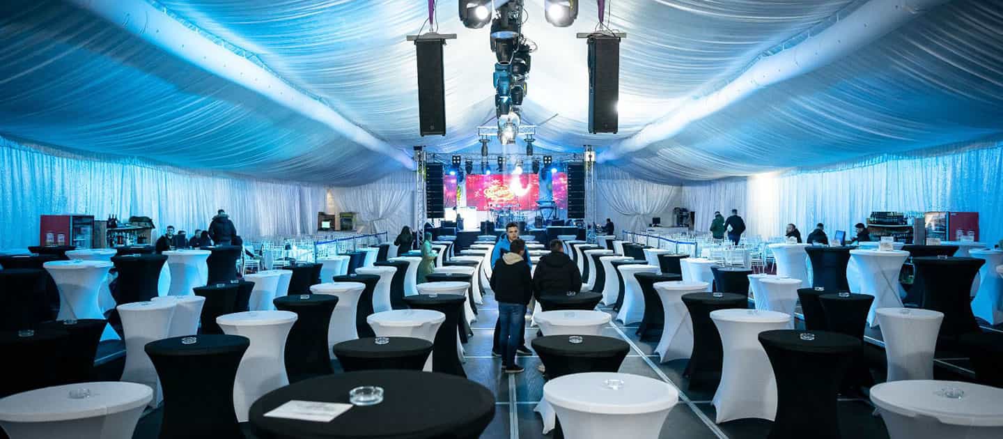 What Makes a Clear Span Structure Tent Ideal for Large Events?